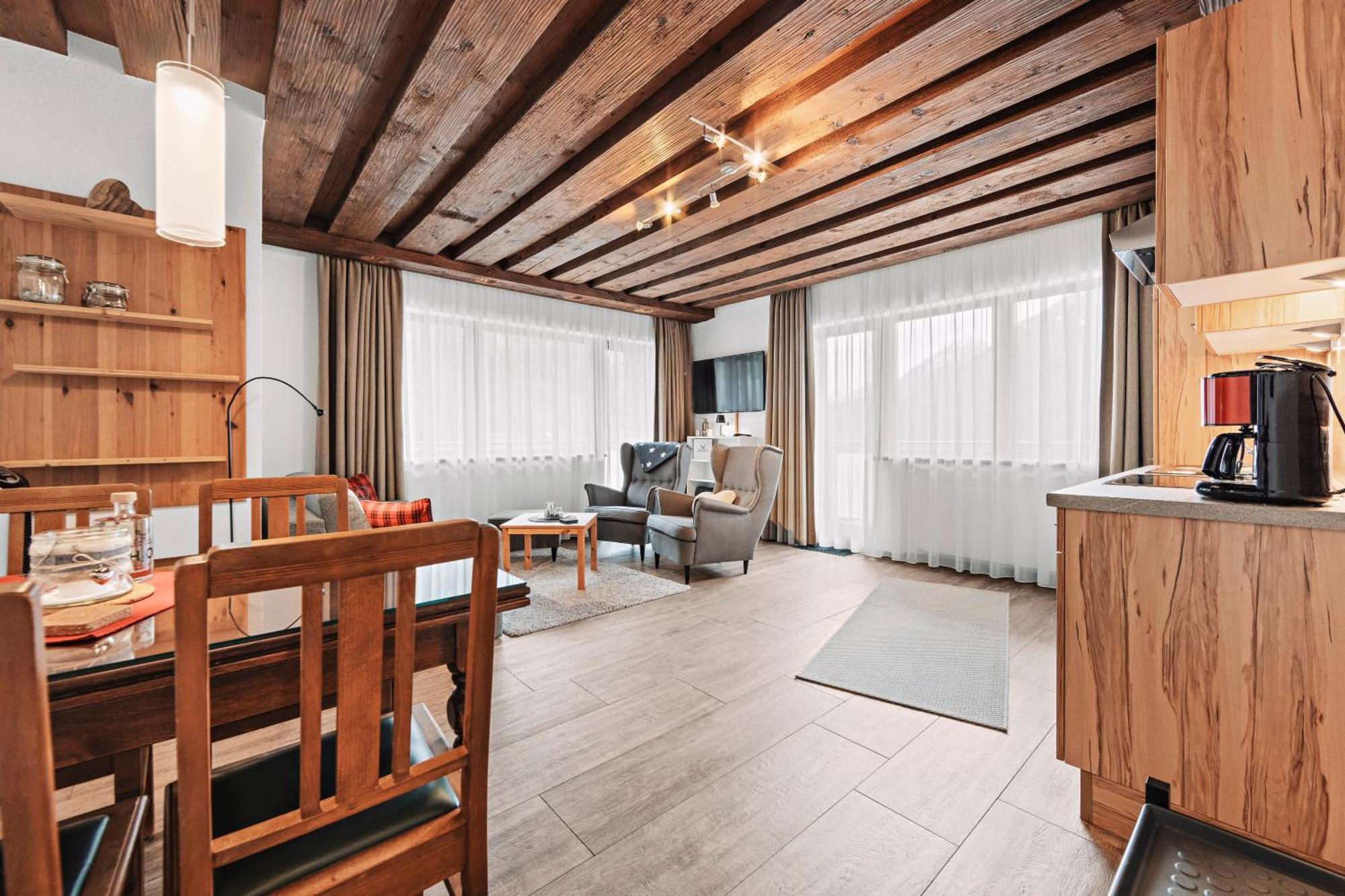 Herzblut Wohlfuehl Appartements Oetz Kültér fotó